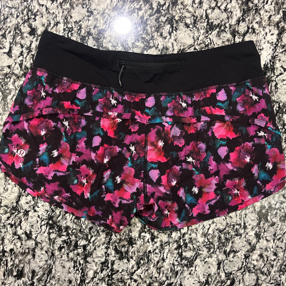 Lululemon Speed Up Low-Rise Lined Short 2.5”